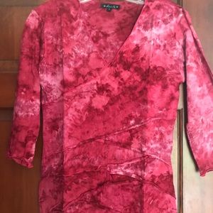 Dunia’s famous Lamp Top